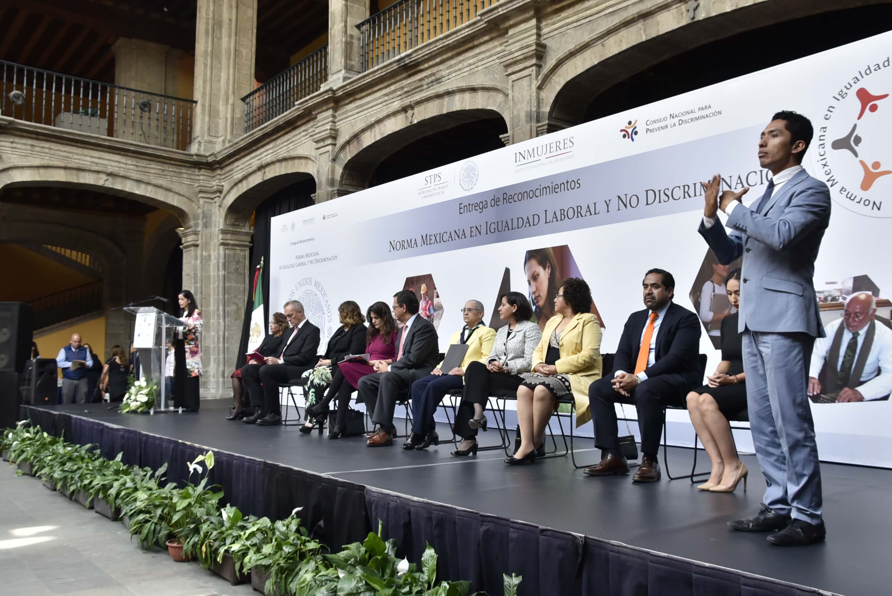 Portada: Entrega de Reconocimientos a Centros de Trabajo Certificados 2018