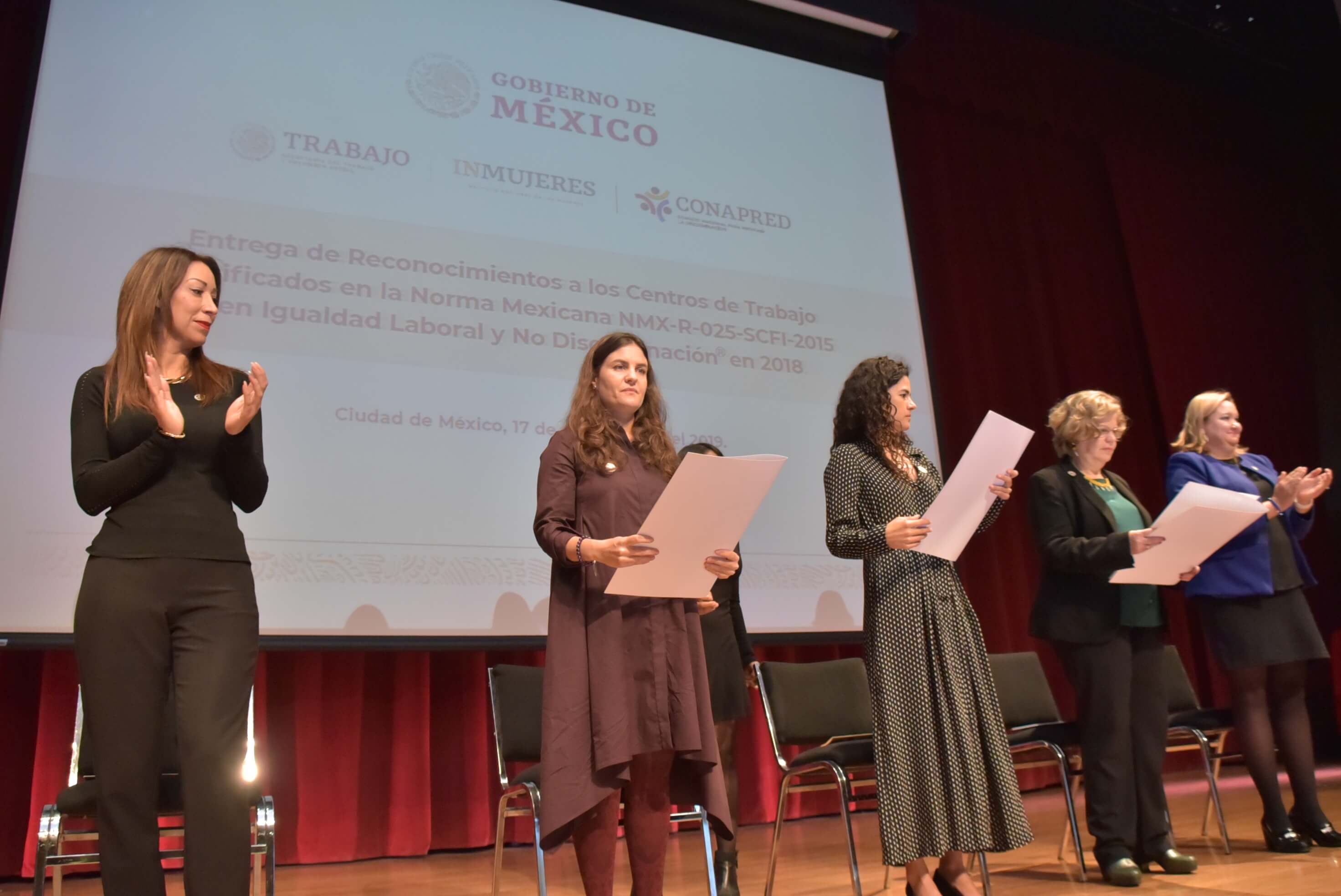 Entrega de Reconocimientos a Centros de Trabajo Certificados 2019