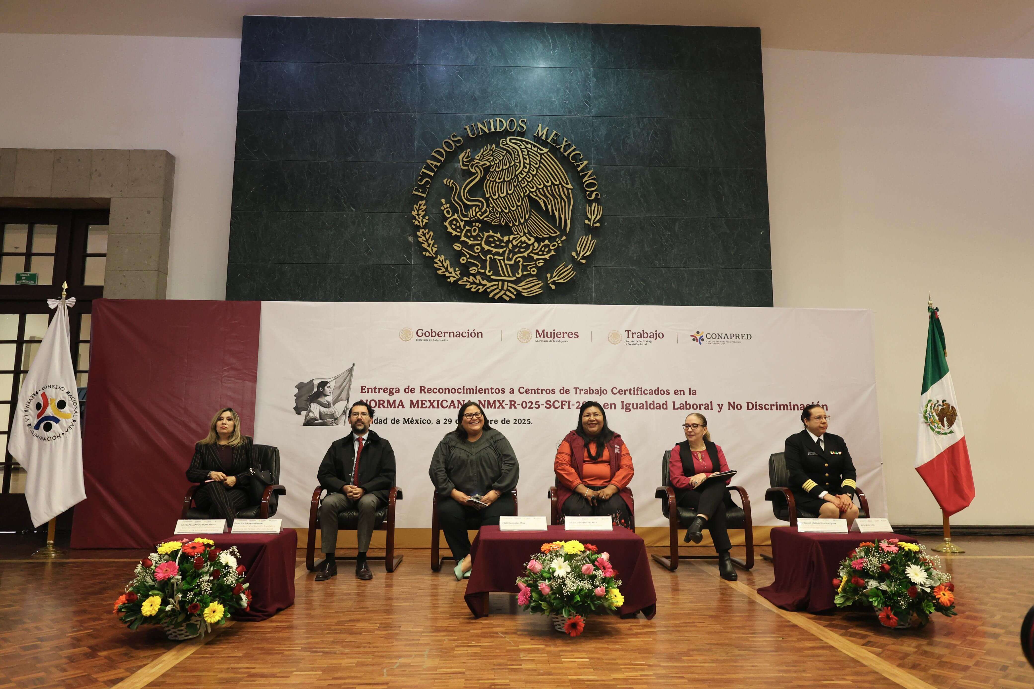 Entrega de Reconocimientos a Centros de Trabajo Certificados 2024